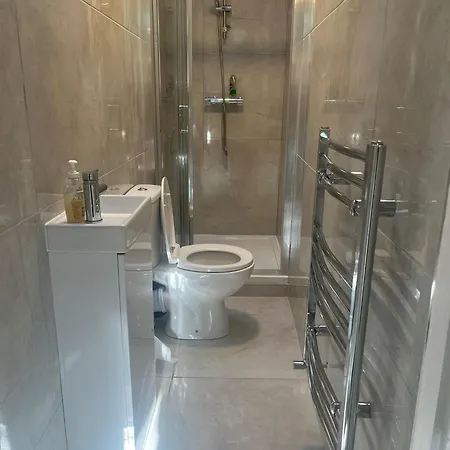 Astra Hostel *